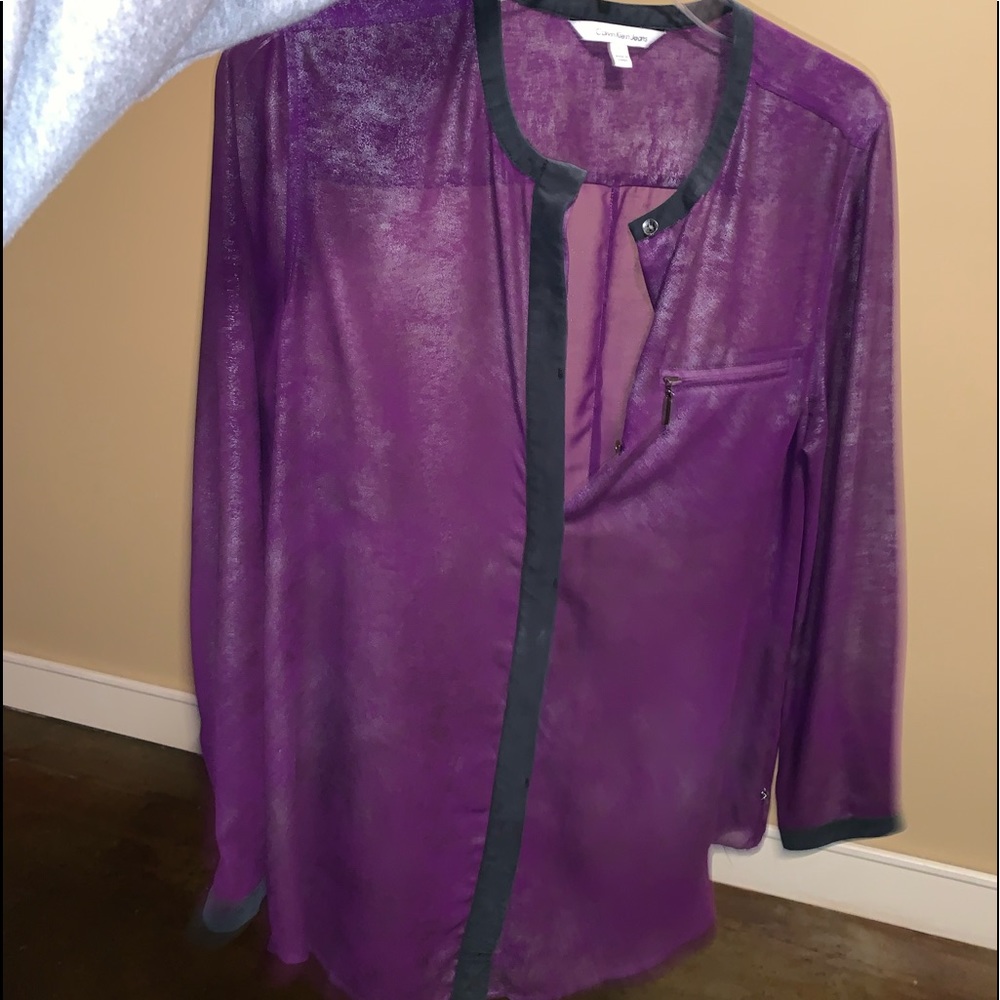 Women’s blouse